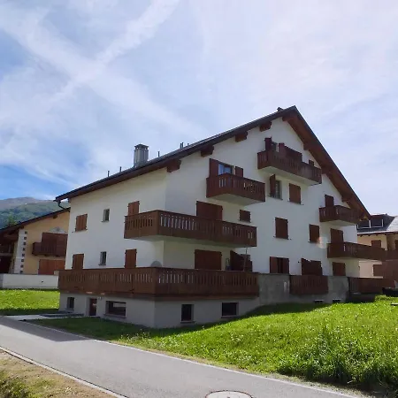 Flurina 9 Apartman *